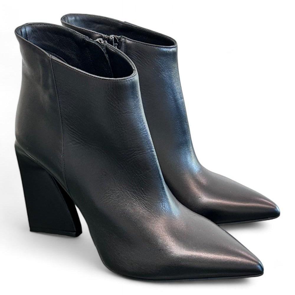 Stivaletto pelle nera tacco 90 Albano 