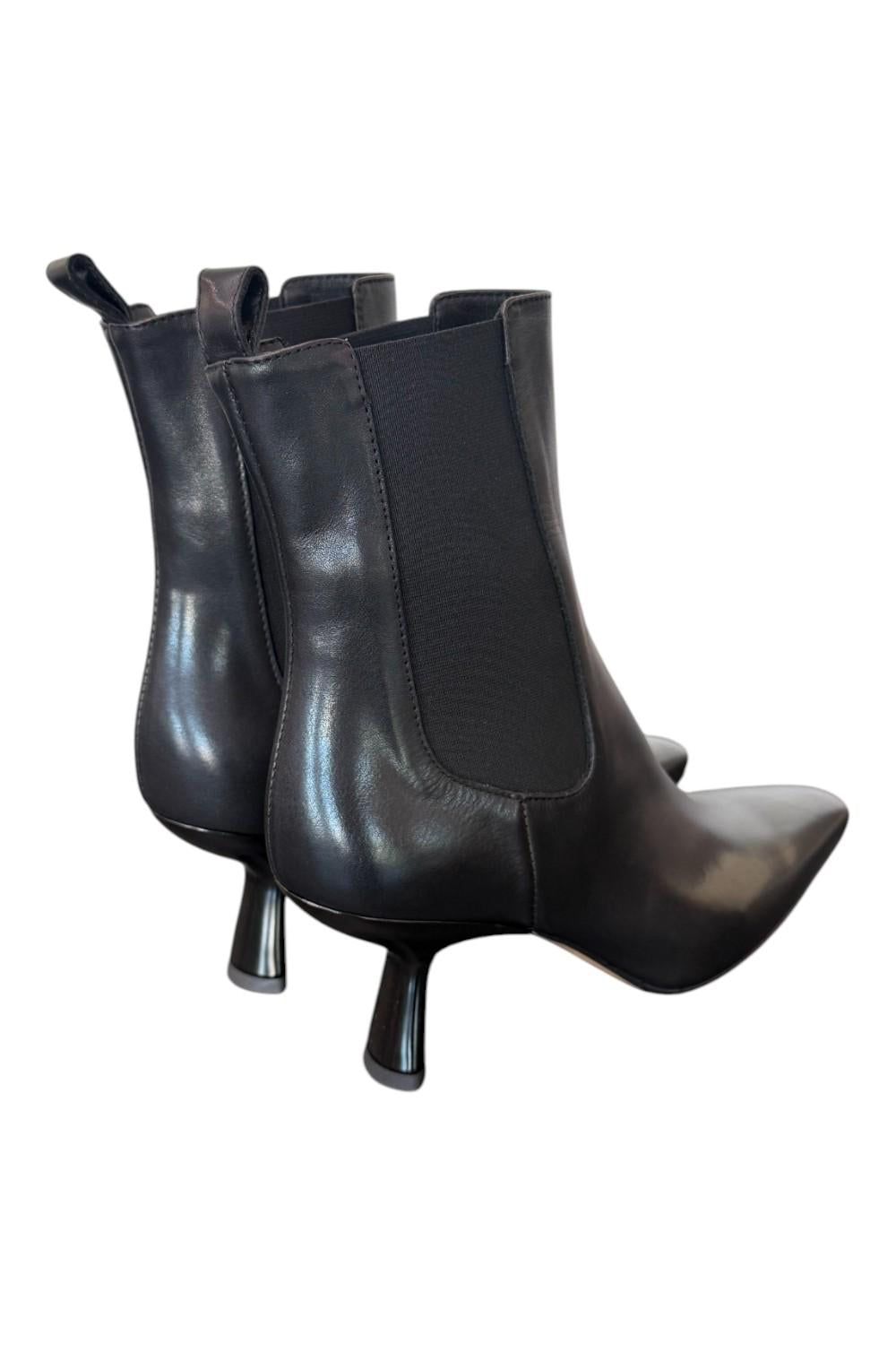 Stivaletto beatles T60 pelle nera Elisa Lanci<BR/> 