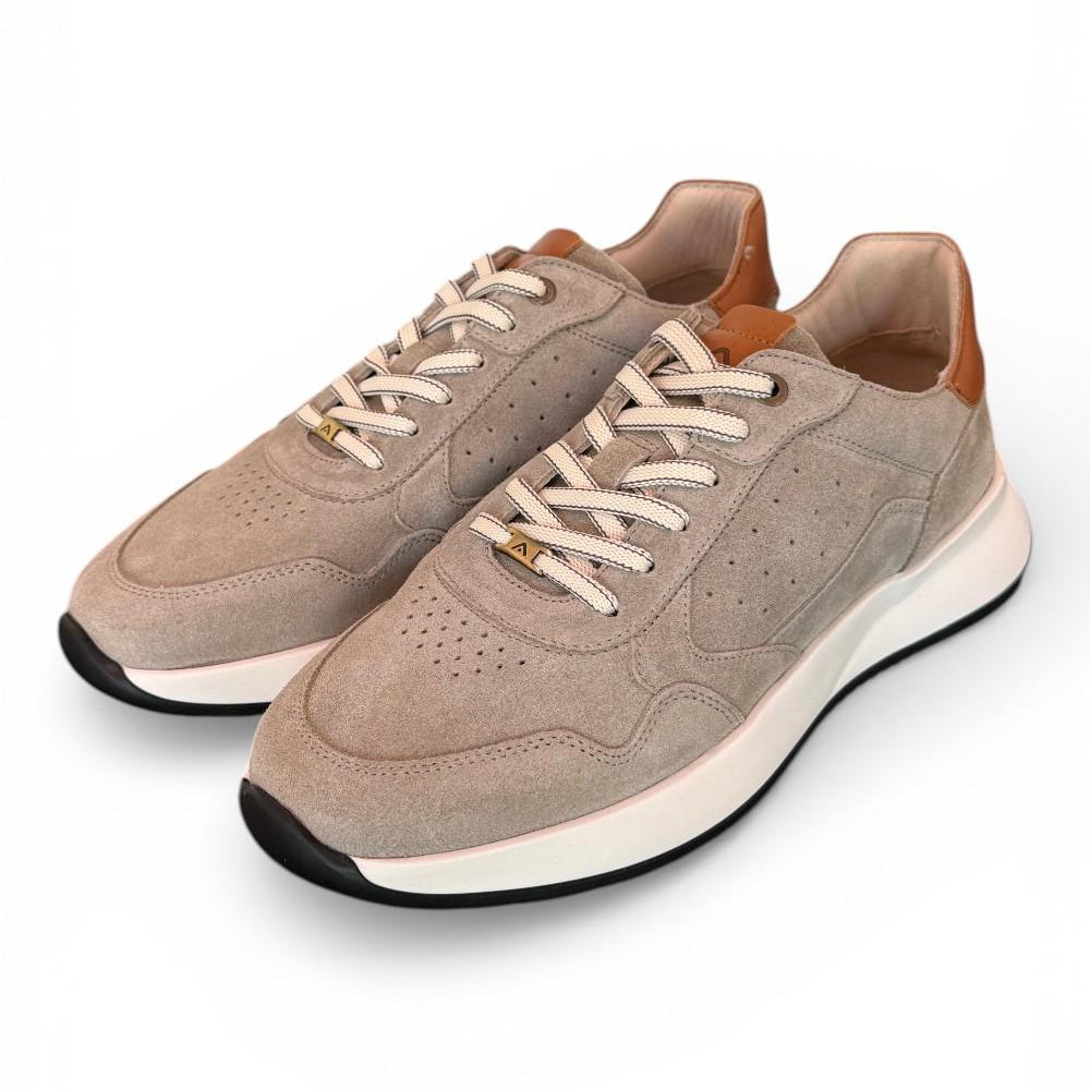Sneaker run suede taupe Ambitious 