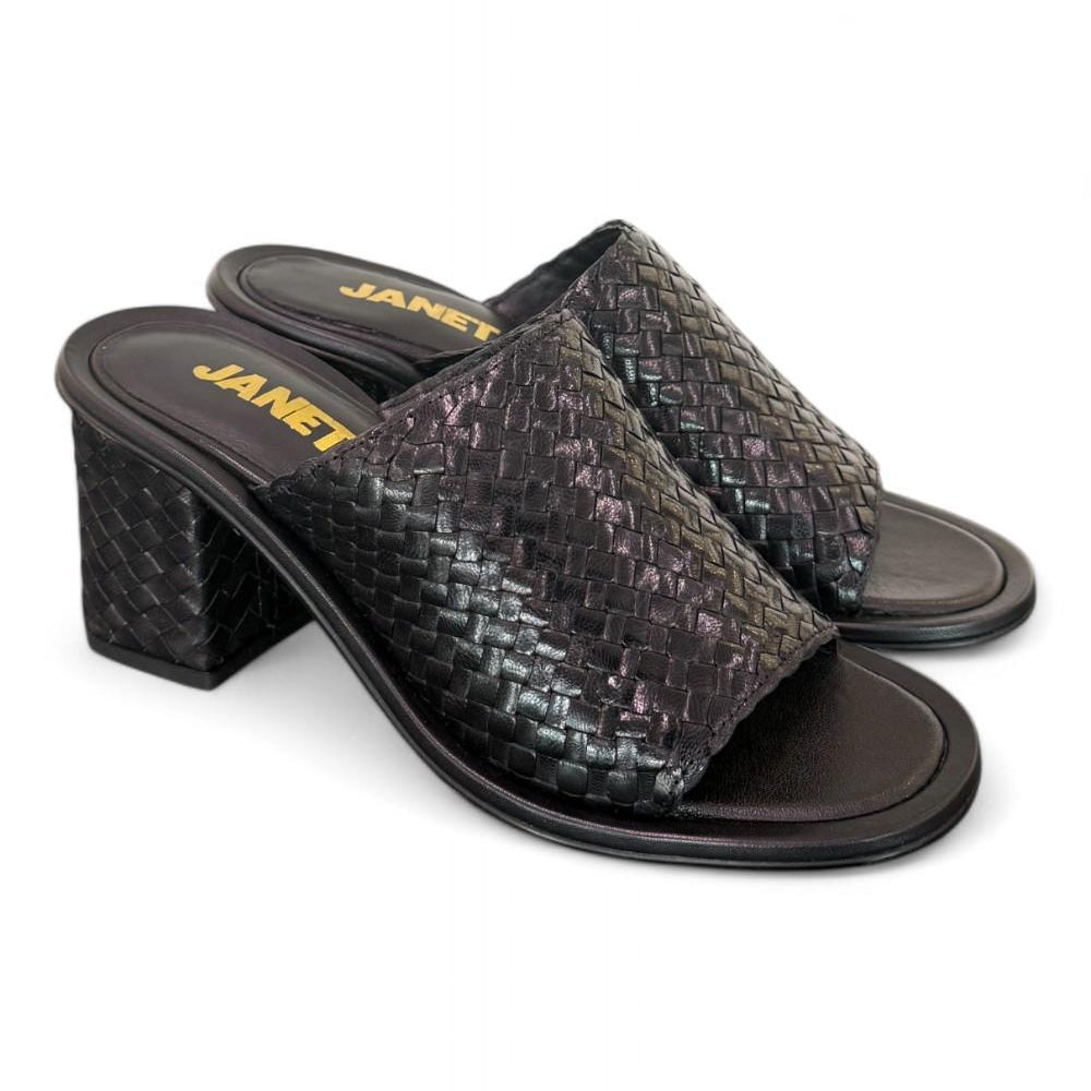 Ciabatta pelle nera tacco Janet & Janet 
