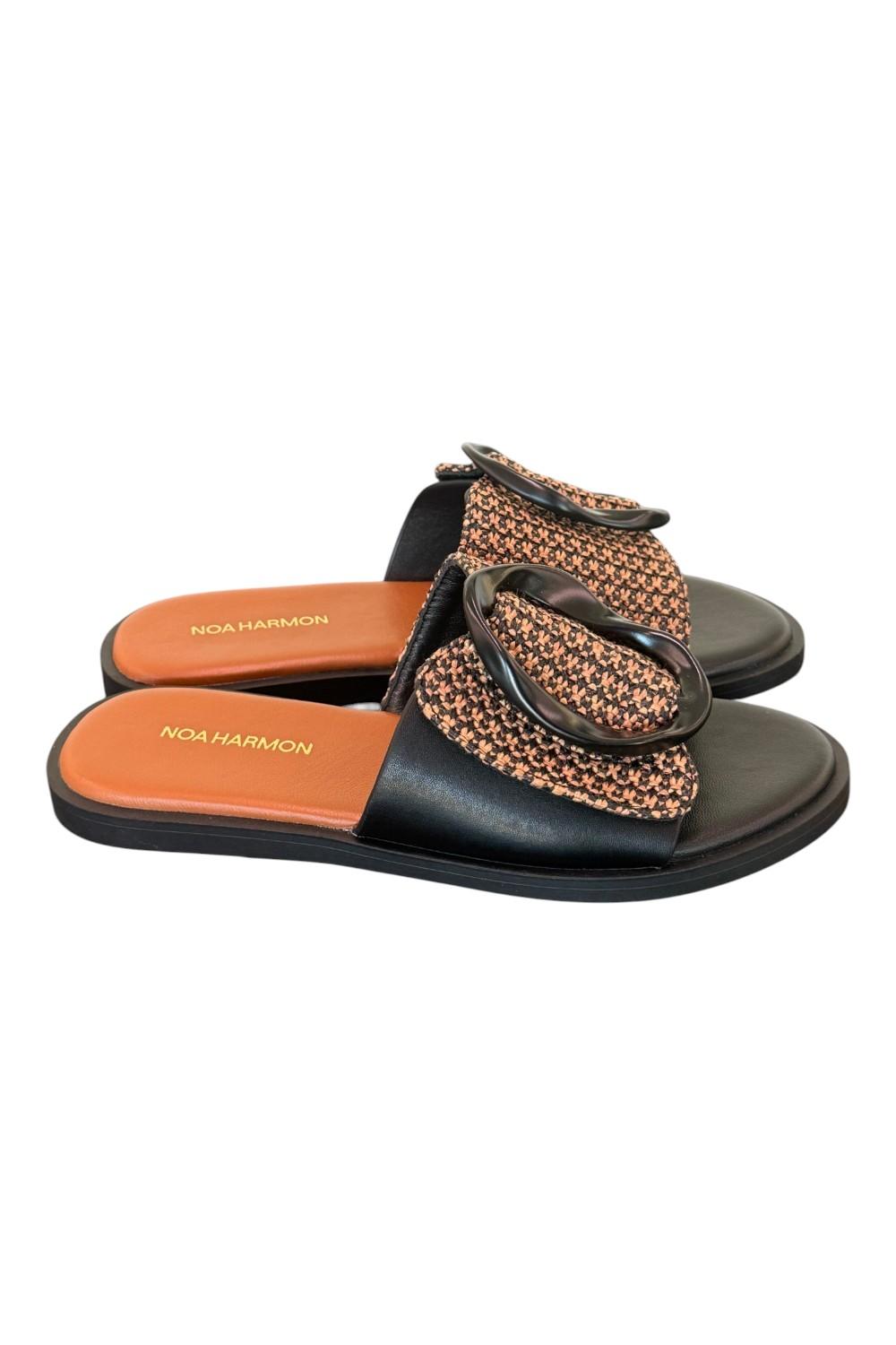 Ciabatta fibbia nero camel Noa Harmon 