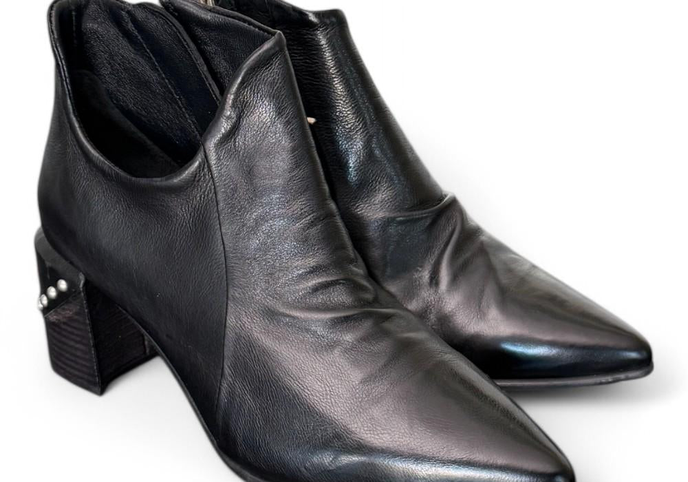 Tronchetto zip asimmetrico nappa nera AS98<BR/> 