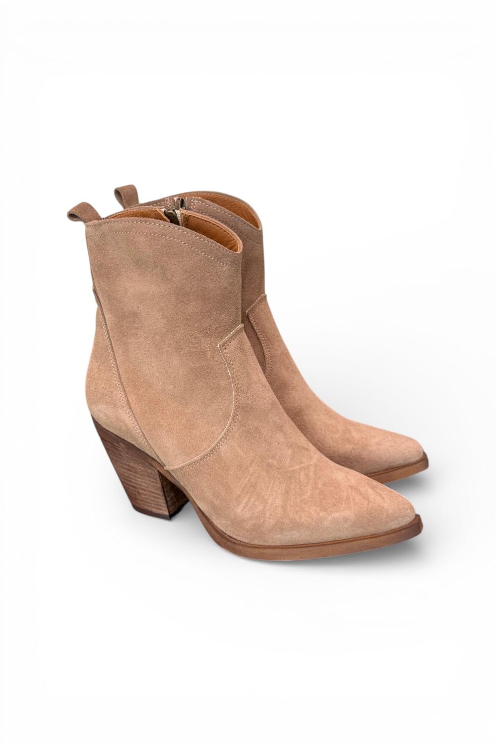 Stivaletto texano corto con tacco suede beige Ranye<BR/> 