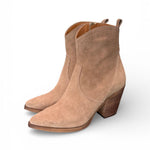 Stivaletto texano corto con tacco suede beige Ranye<BR/> 