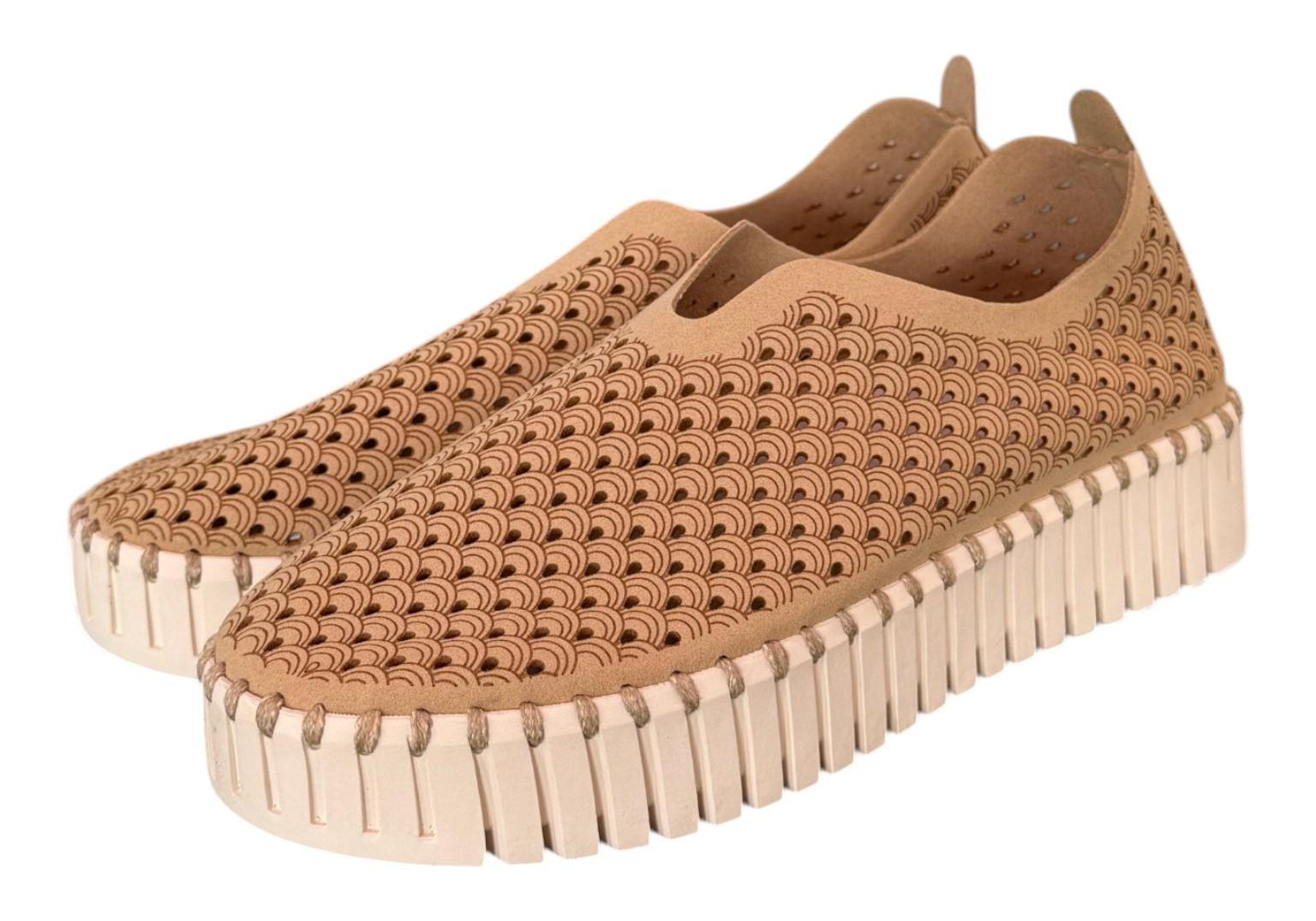Scarpa traforata platform beige Ilse Jacobsen<BR/> 