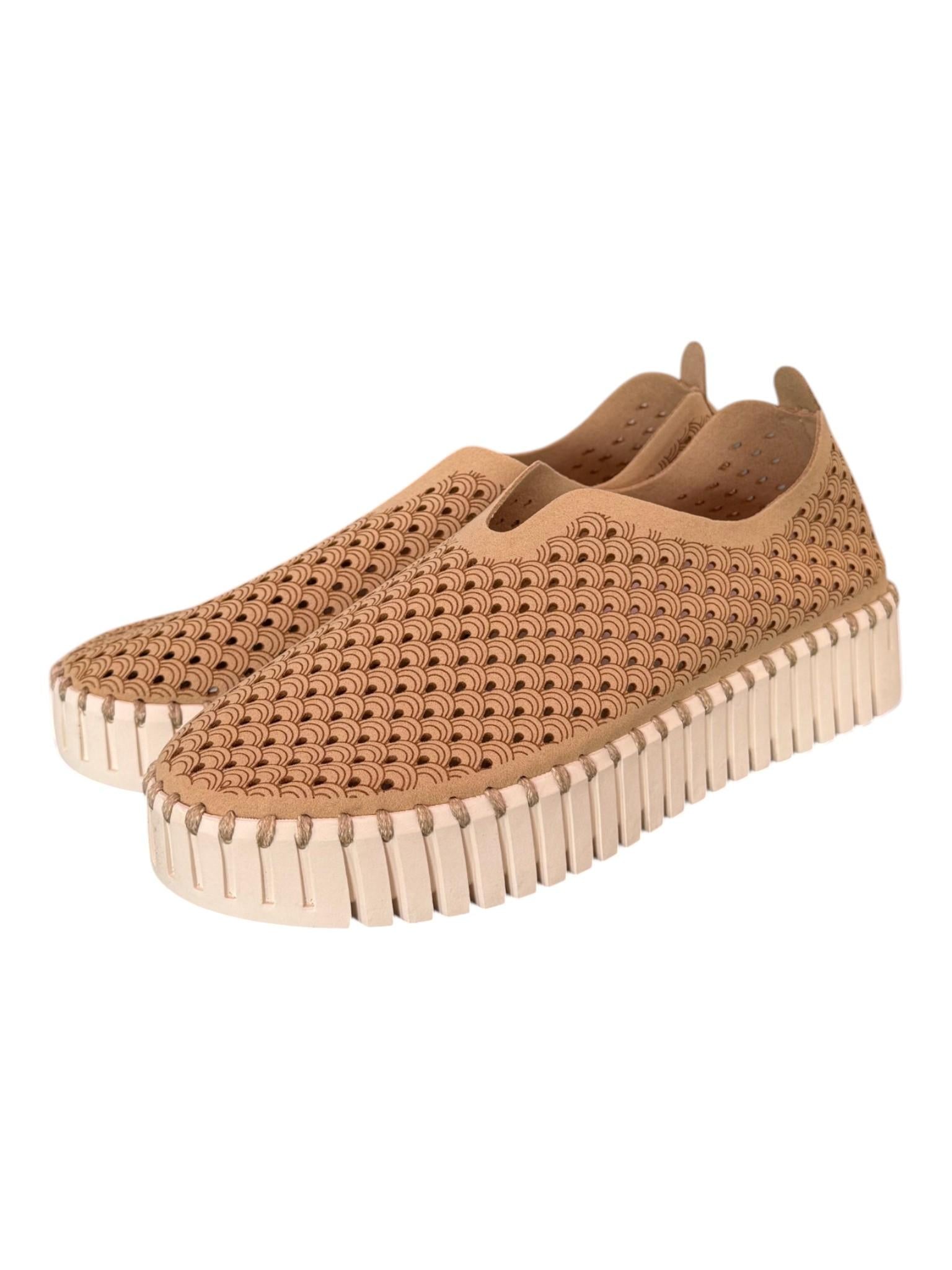 Scarpa traforata platform beige Ilse Jacobsen<BR/> 