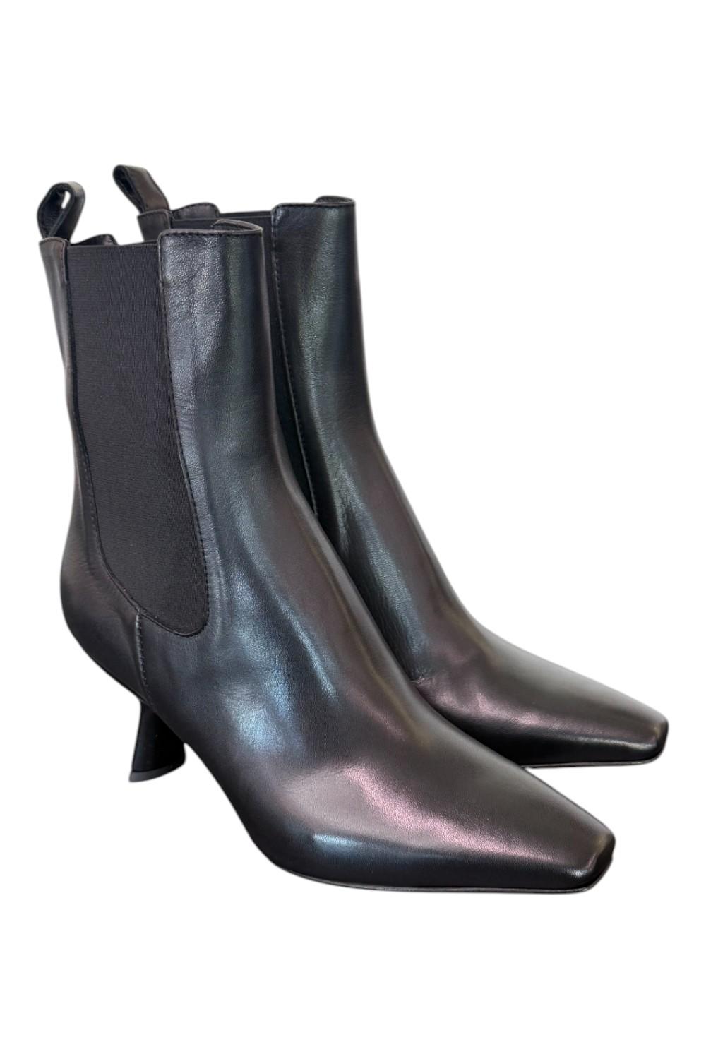 Stivaletto beatles T60 pelle nera Elisa Lanci<BR/> 