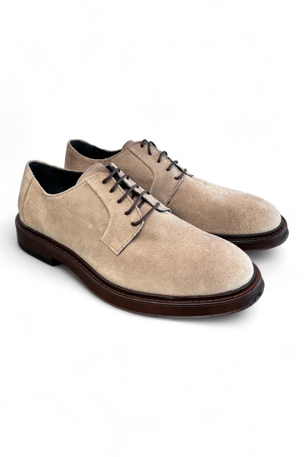 Scarpa allacciata suede beige F.lli Rennella 