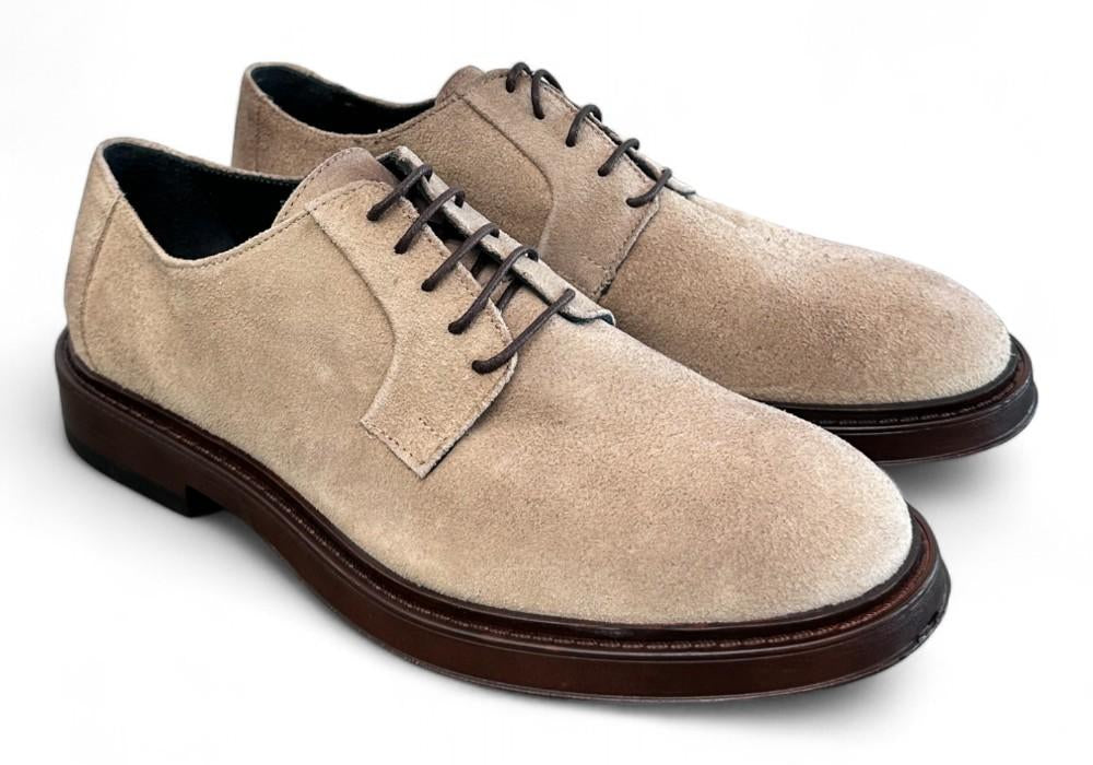Scarpa allacciata suede beige F.lli Rennella 