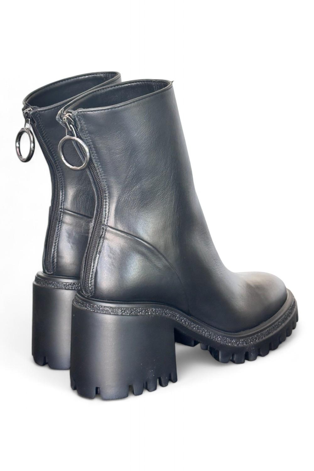 Stivaletto donna nero zip tacco 60 Target<BR/> 