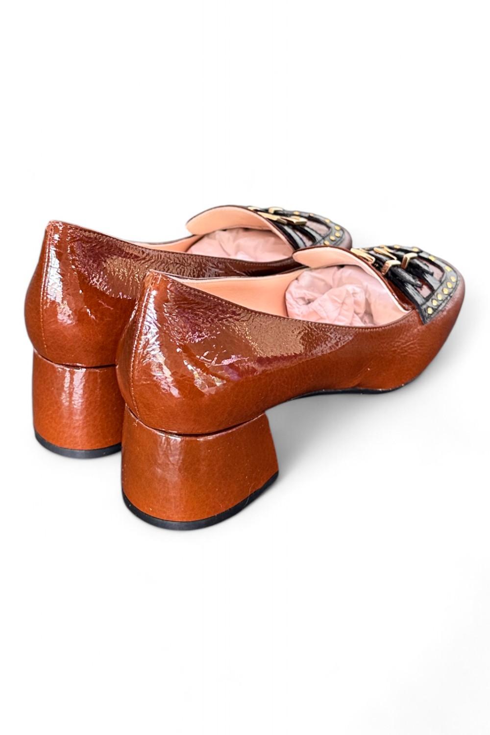Mocassino borchie vernice cuoio Matteo Pitti 
