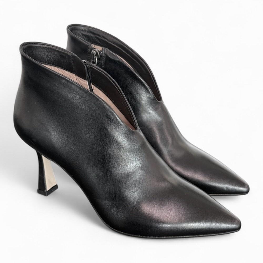 Stivaletto V in pelle nera tacco 80 Anima 