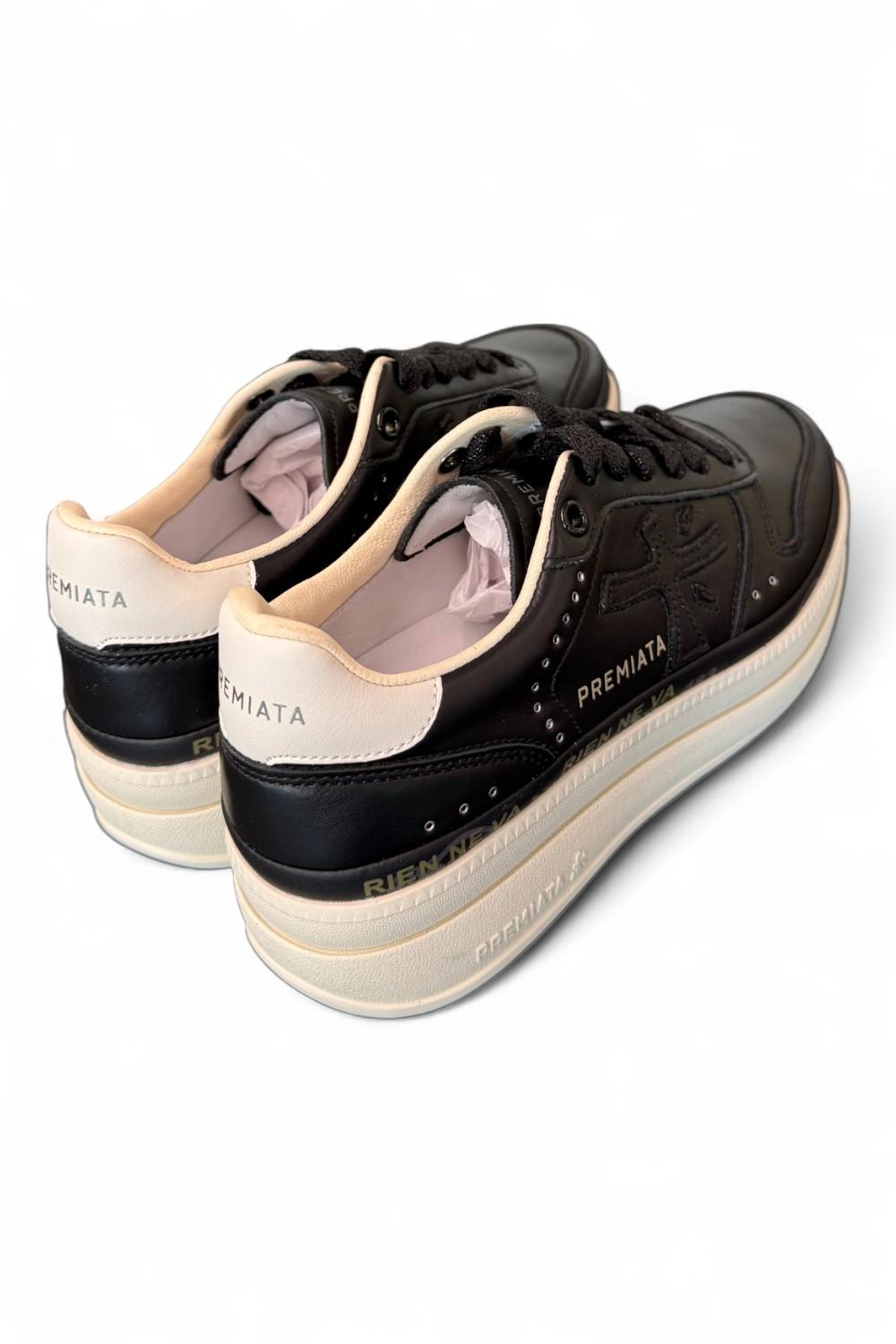 Sneaker donna Micol 7014 pelle nera 