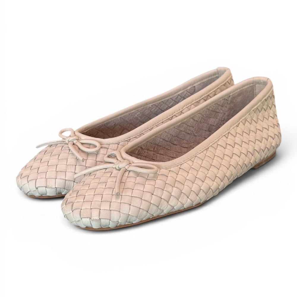 Ballerina intrecciata in pelle latte Inuovo<BR/> 