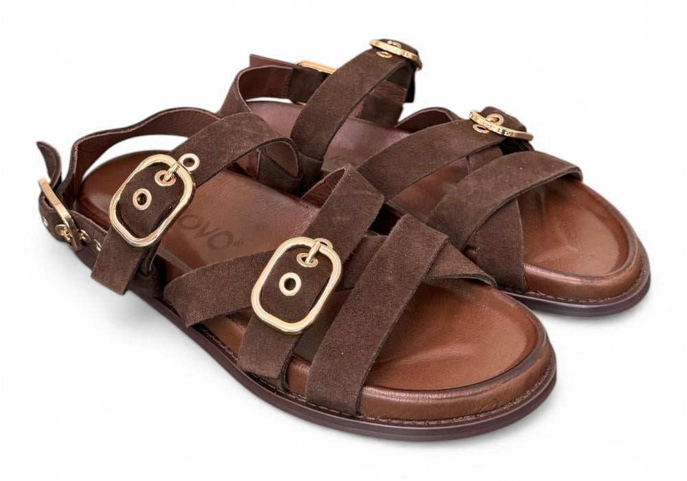 Sandalo con fasce e fibbie in suede testa di moro Inuovo<BR/> 