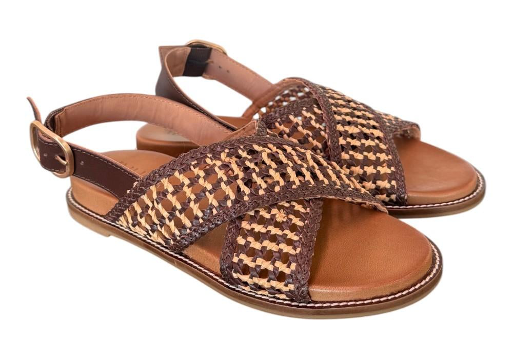 Sandalo incrocio pelle marrone intrecciata Inuovo<BR/> 