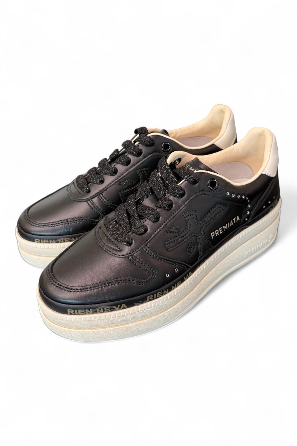 Sneaker donna Micol 7014 pelle nera 