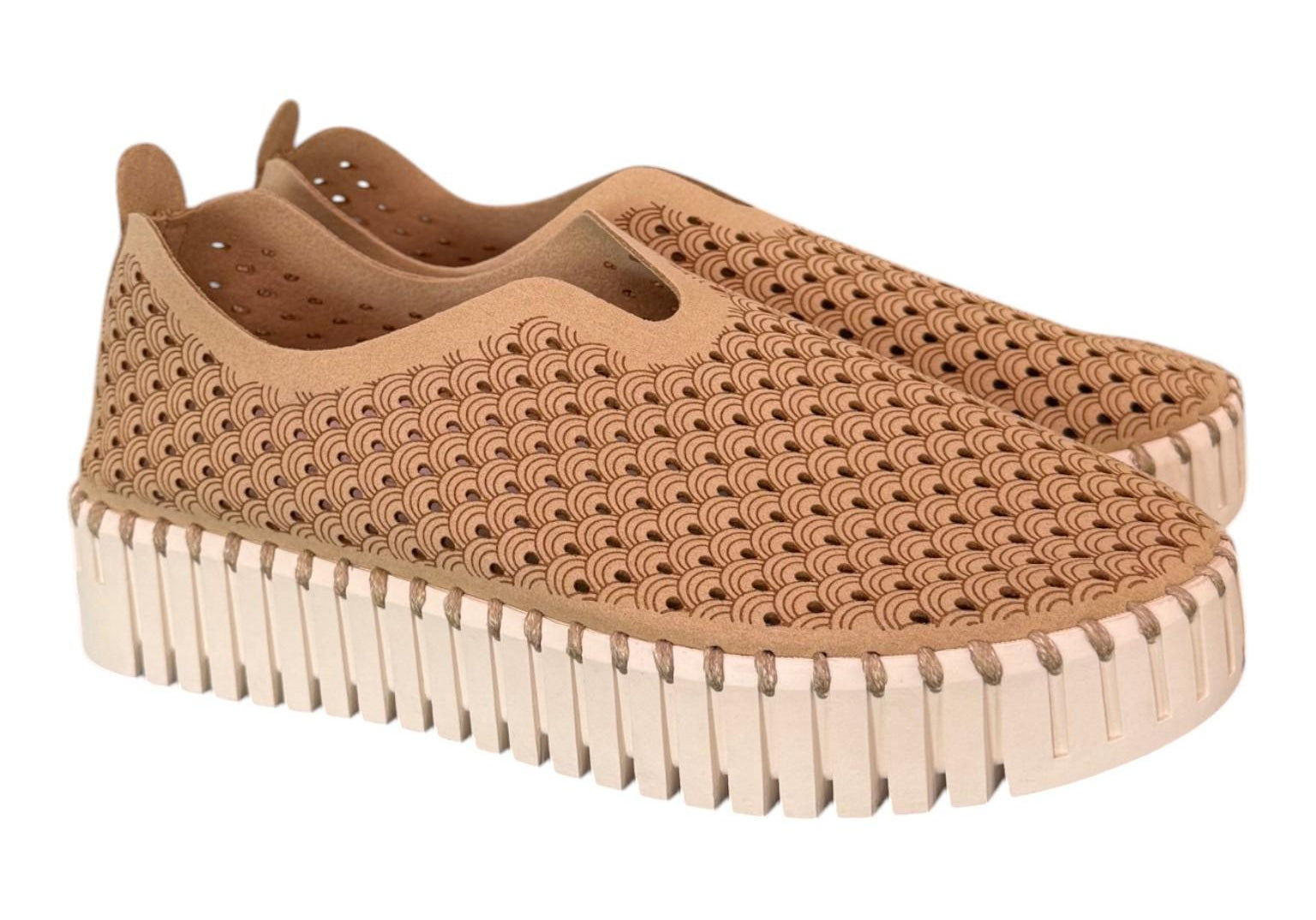 Scarpa traforata platform beige Ilse Jacobsen<BR/> 