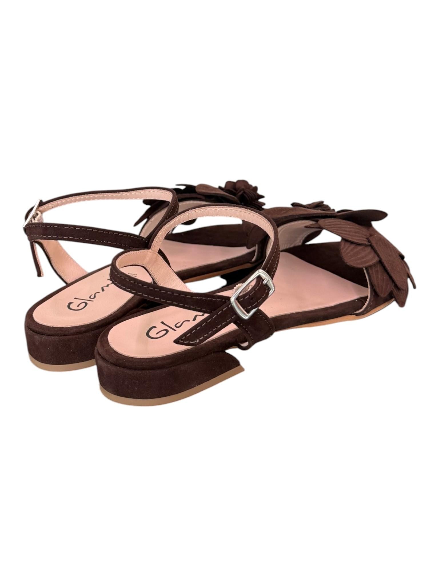 Sandalo fiore suede testa di moro Glam<BR/> 
