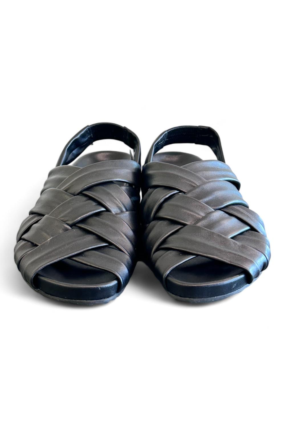 Sandalo flat intrecci nero Patrizia Bonfanti 