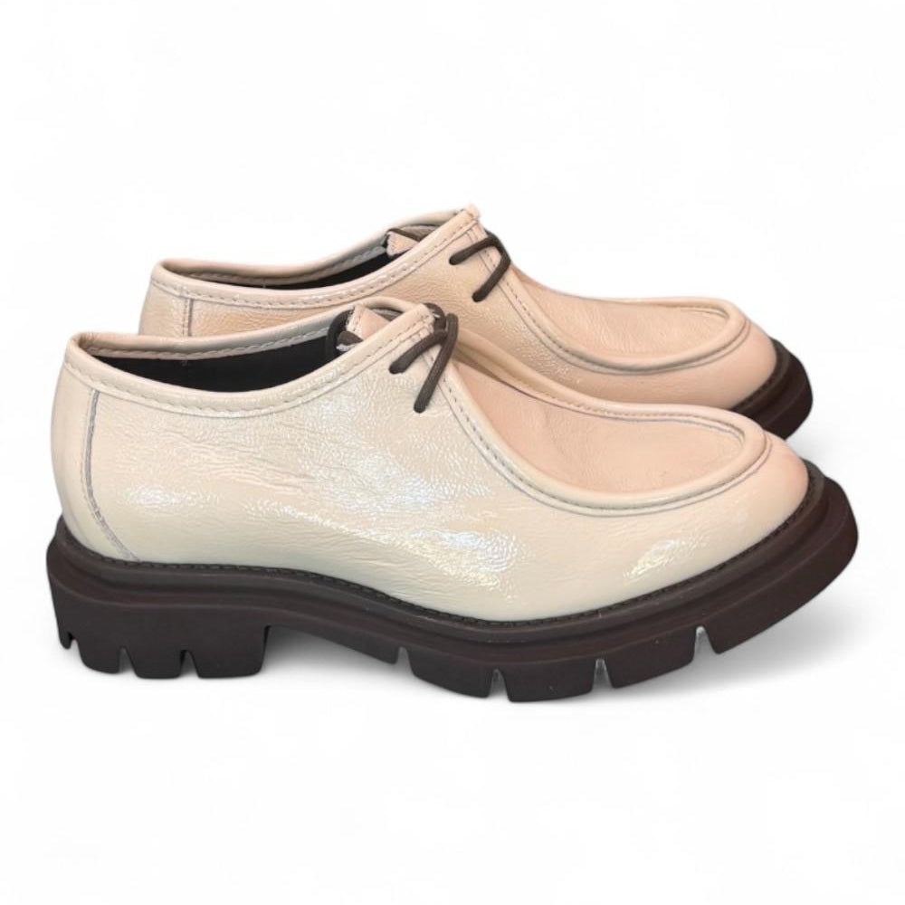 Scarpa allacciata ingegnere naplak latte Les Tulipes 