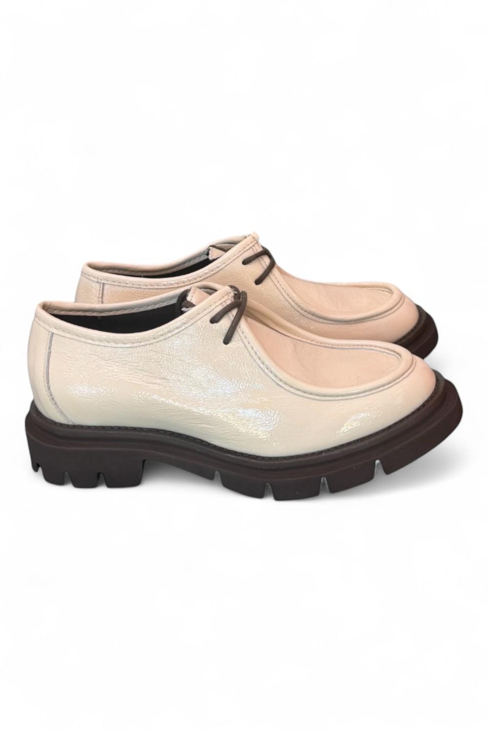Scarpa allacciata ingegnere naplak latte Les Tulipes 