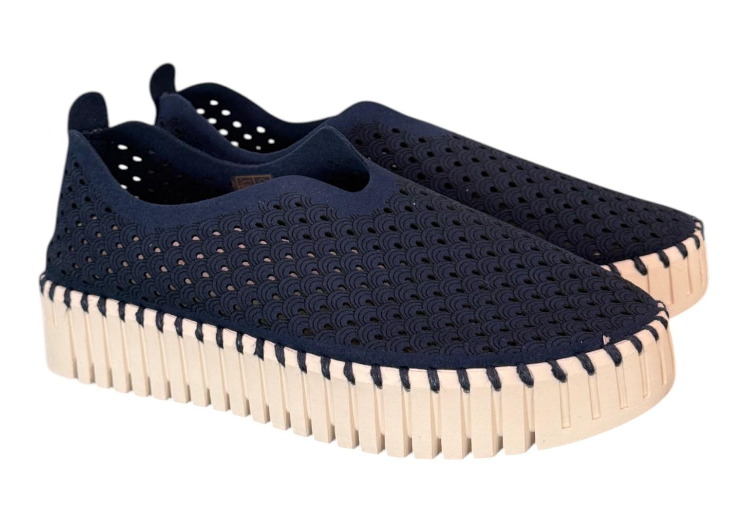 Scarpa traforata platform blu Ilse Jacobsen<BR/> 