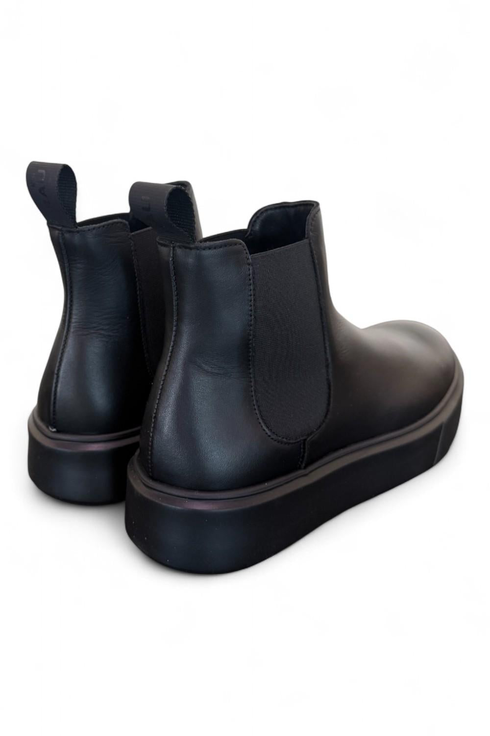 Stivaletto beatles pelle nera extralight Frau<BR/> 