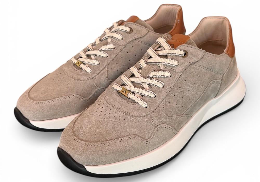 Sneaker run suede taupe Ambitious 