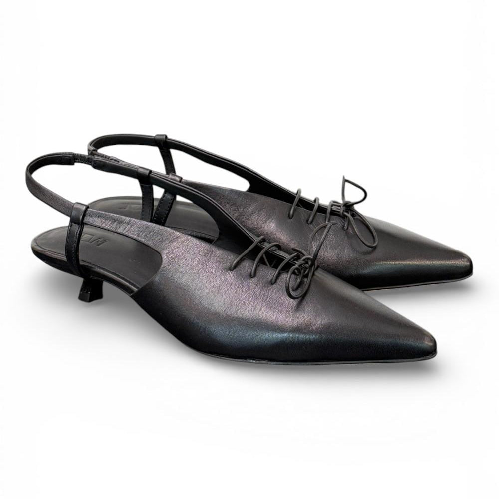 Slingback pelle nera con lacci  JVAM<BR/> 
