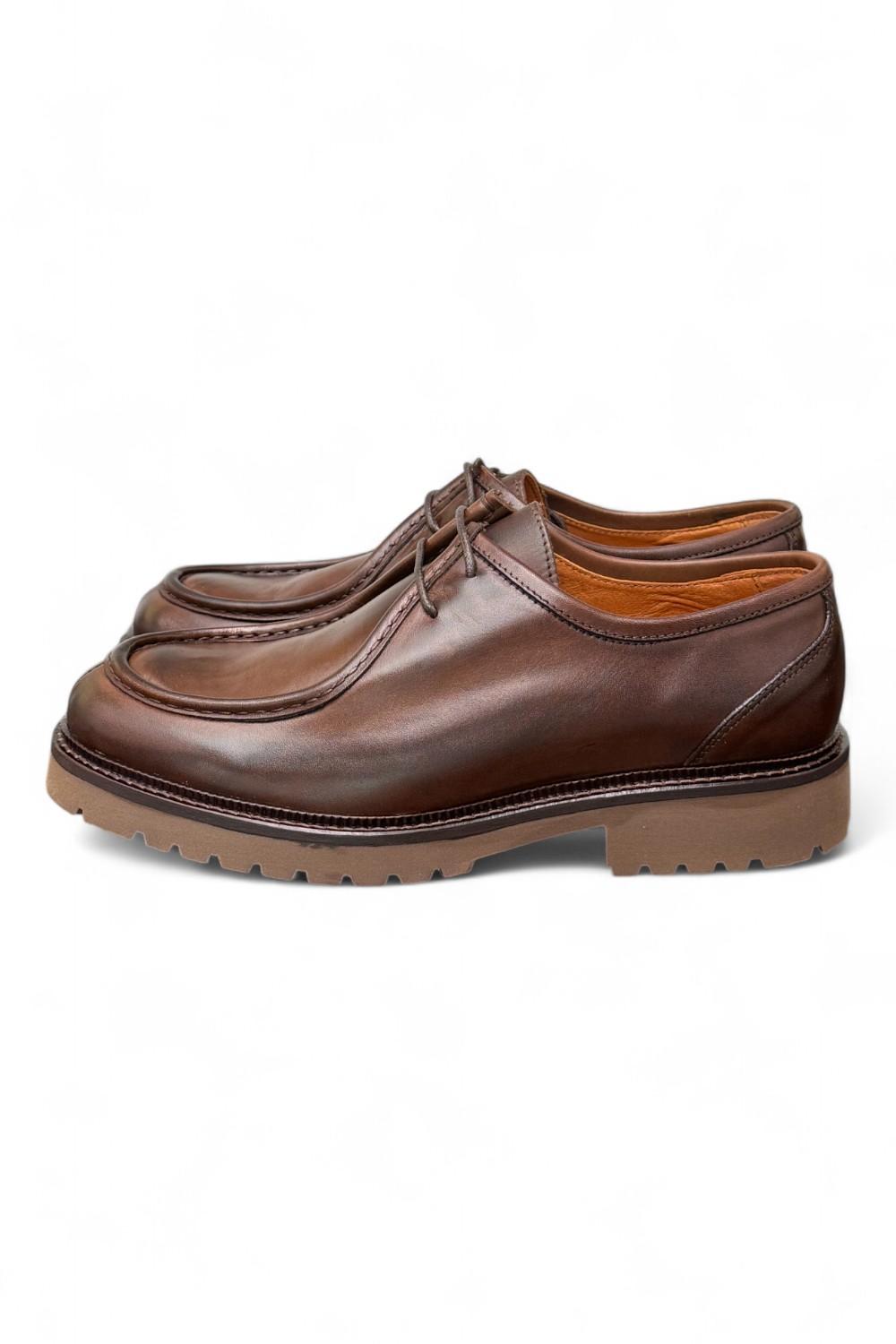 Scarpa allacciata ingegnere cucitura cioccolato Exton 