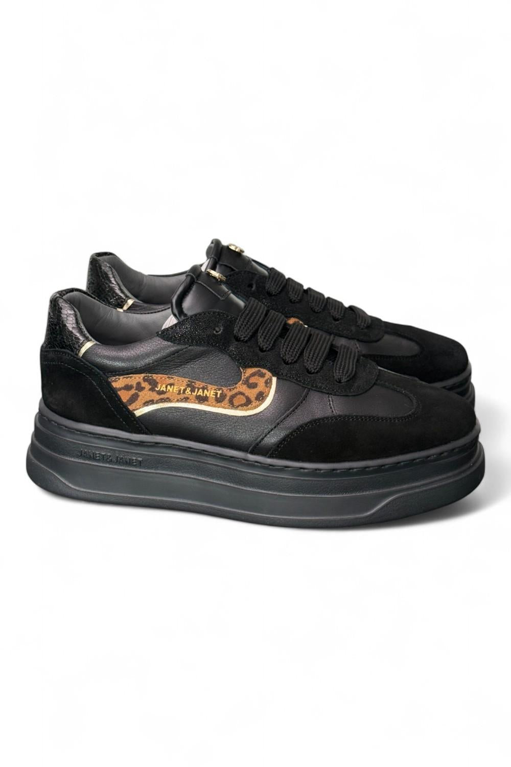Sneaker donna pelle nera e leo Janet & Janet<BR/> 