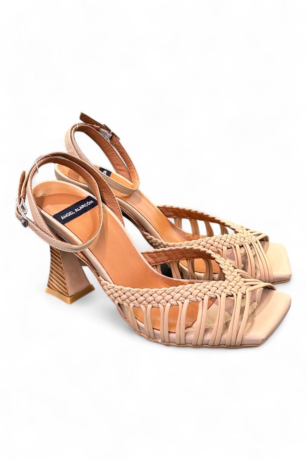 Sandalo con mignon intrecciati beige Alarcon<BR/> 