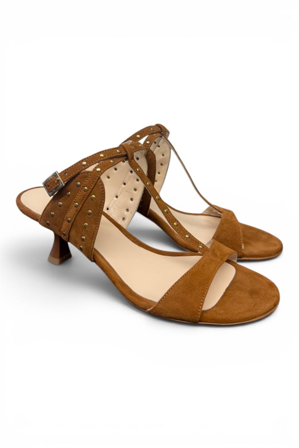 Sandalo cintino T borchie suede cuoio Isabelle Paris 