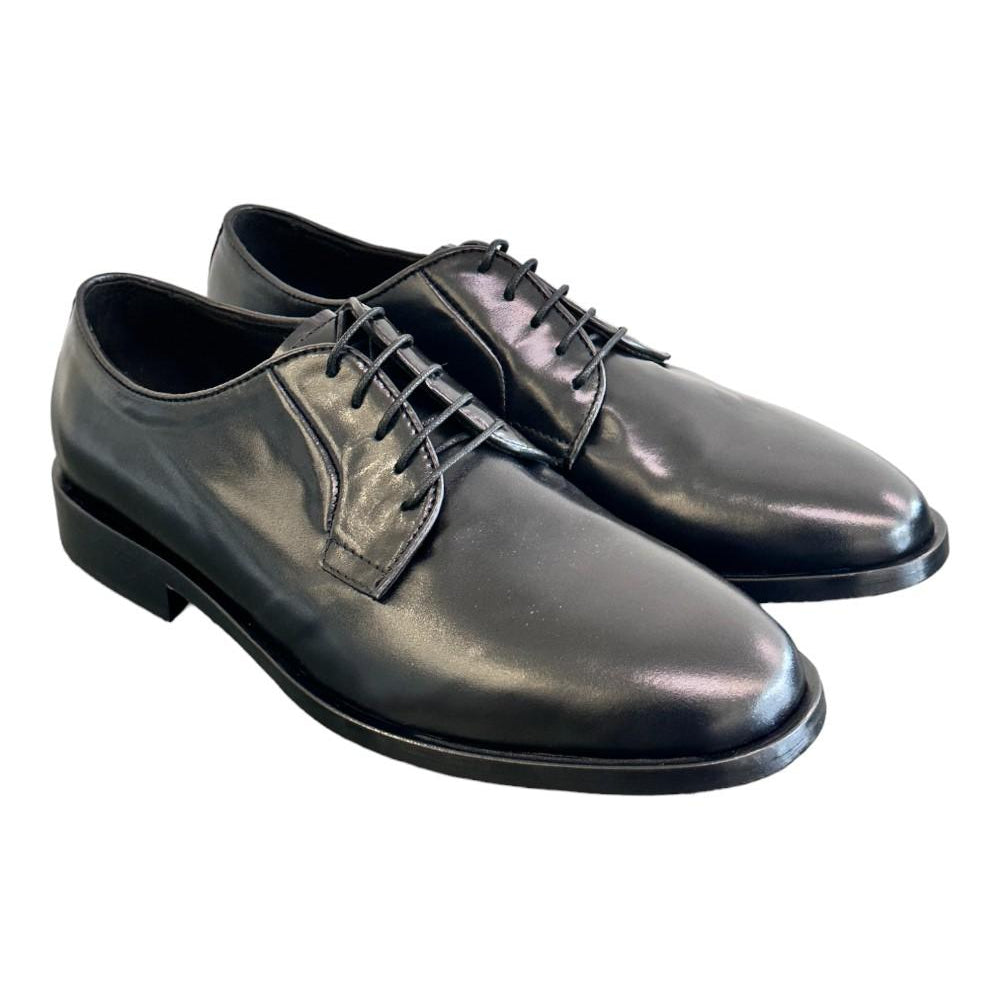Allacciato liscio elegante nero Pawelks 
