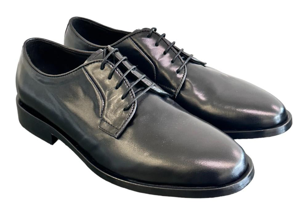 Allacciato liscio elegante nero Pawelks 