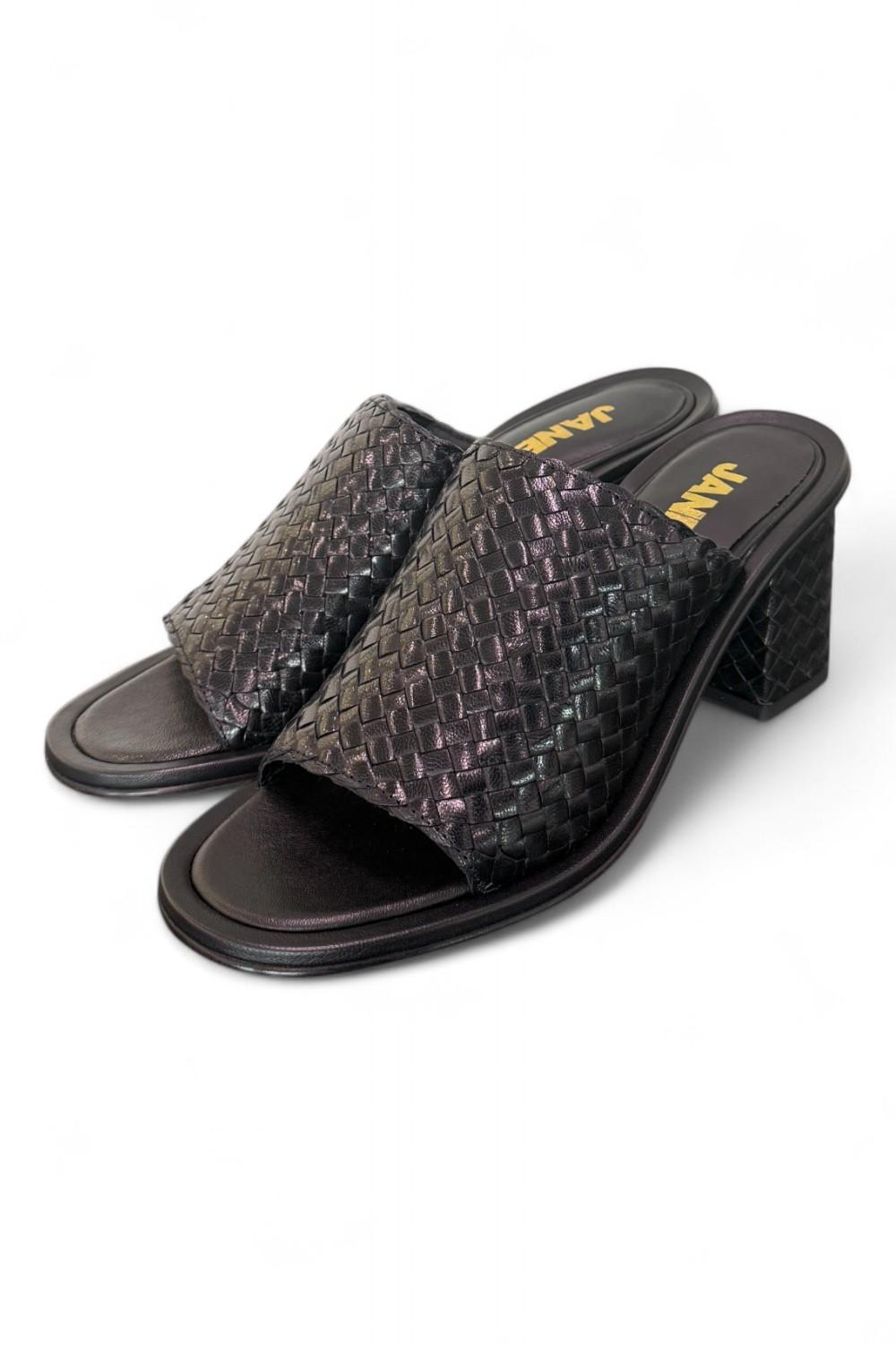 Ciabatta pelle nera tacco Janet & Janet 