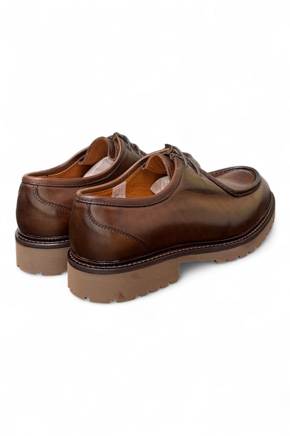 Scarpa allacciata ingegnere cucitura cioccolato Exton 