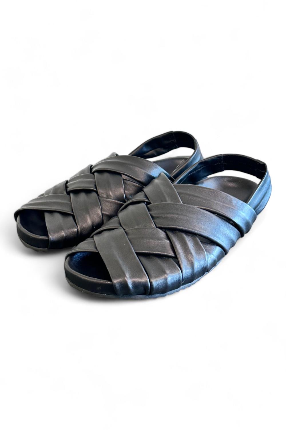 Sandalo flat intrecci nero Patrizia Bonfanti 