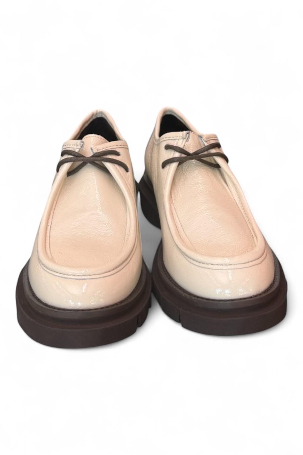 Scarpa allacciata ingegnere naplak latte Les Tulipes 