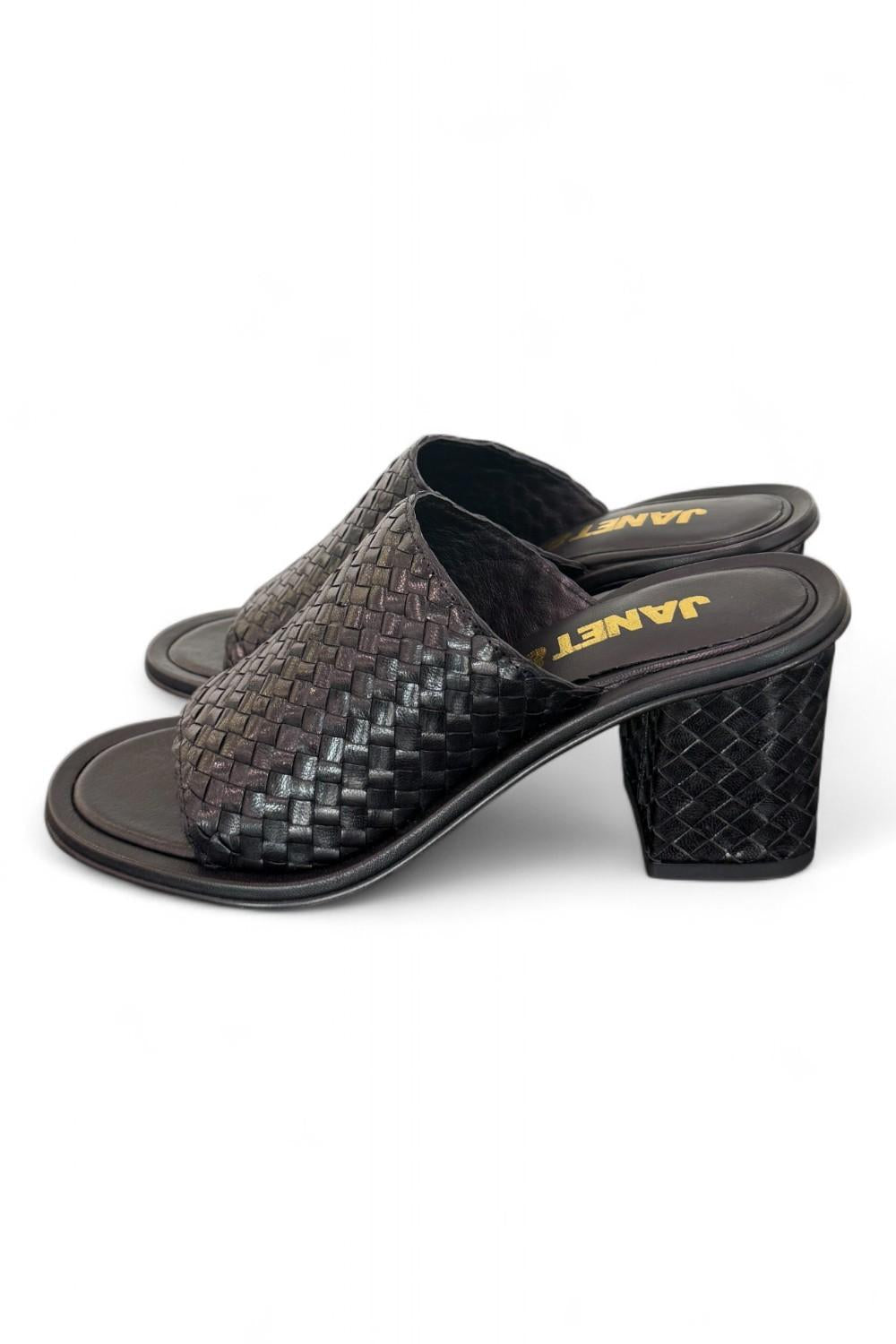 Ciabatta pelle nera tacco Janet & Janet 