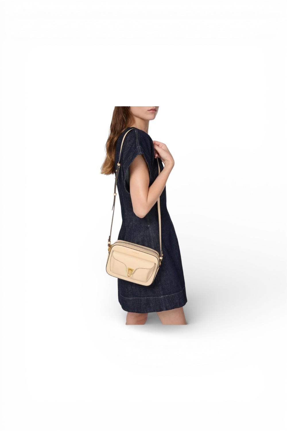 Tracollina camera case Beat Soft Coccinelle media pearl<BR/> 