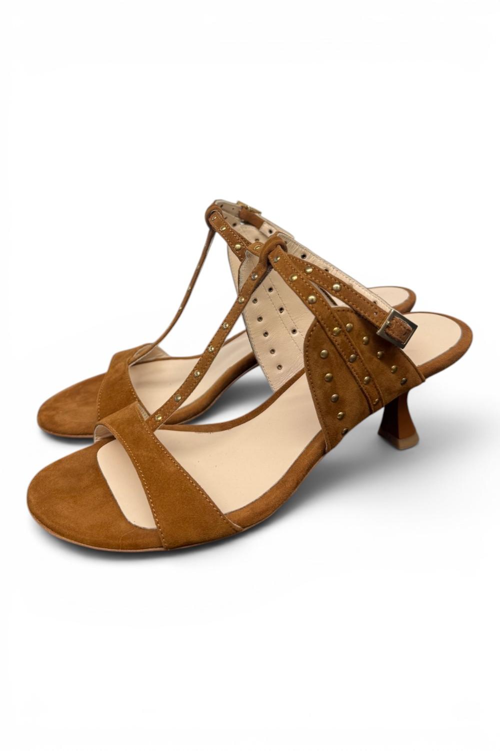 Sandalo cintino T borchie suede cuoio Isabelle Paris 