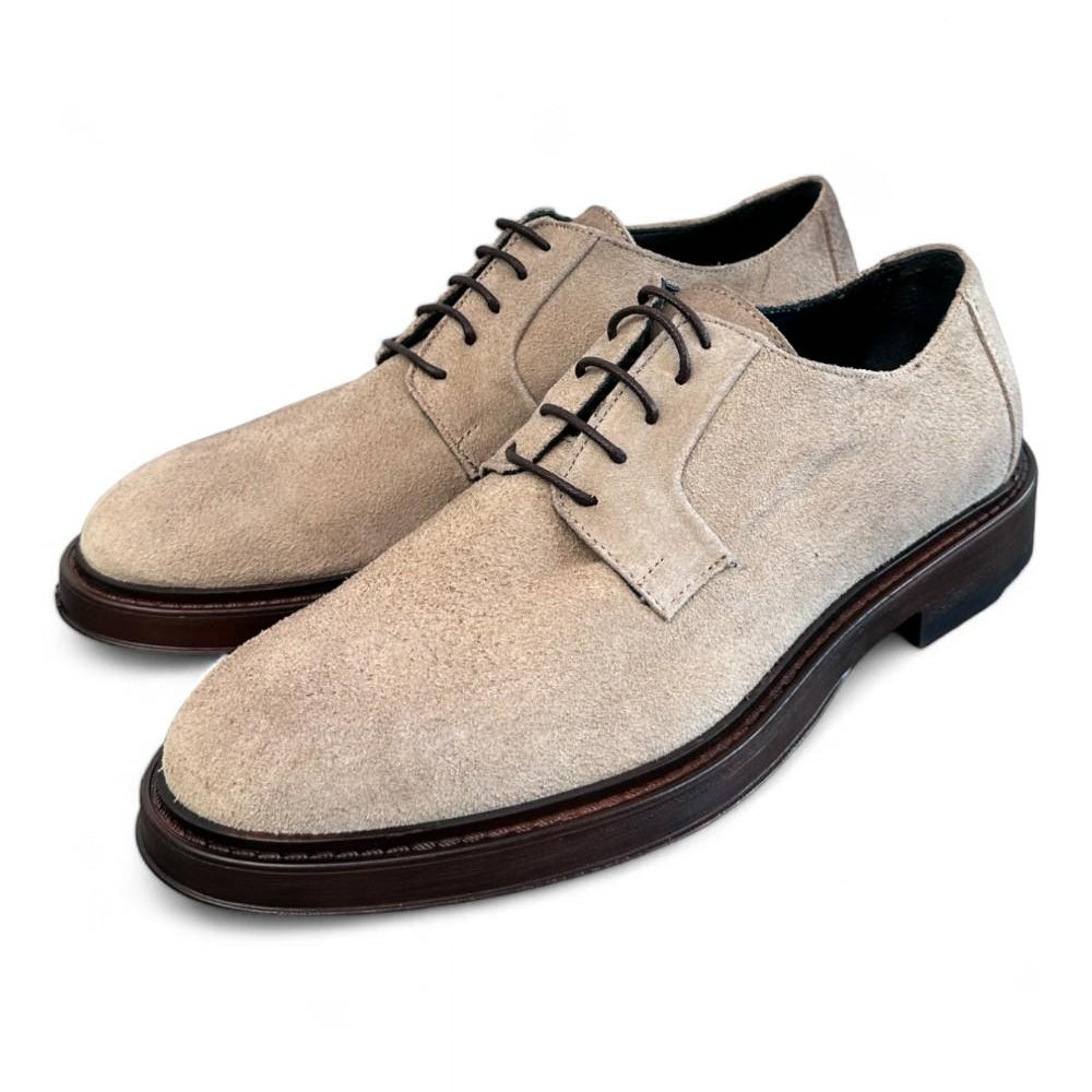 Scarpa allacciata suede beige F.lli Rennella 