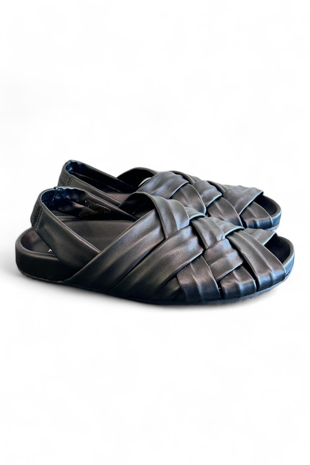 Sandalo flat intrecci nero Patrizia Bonfanti 
