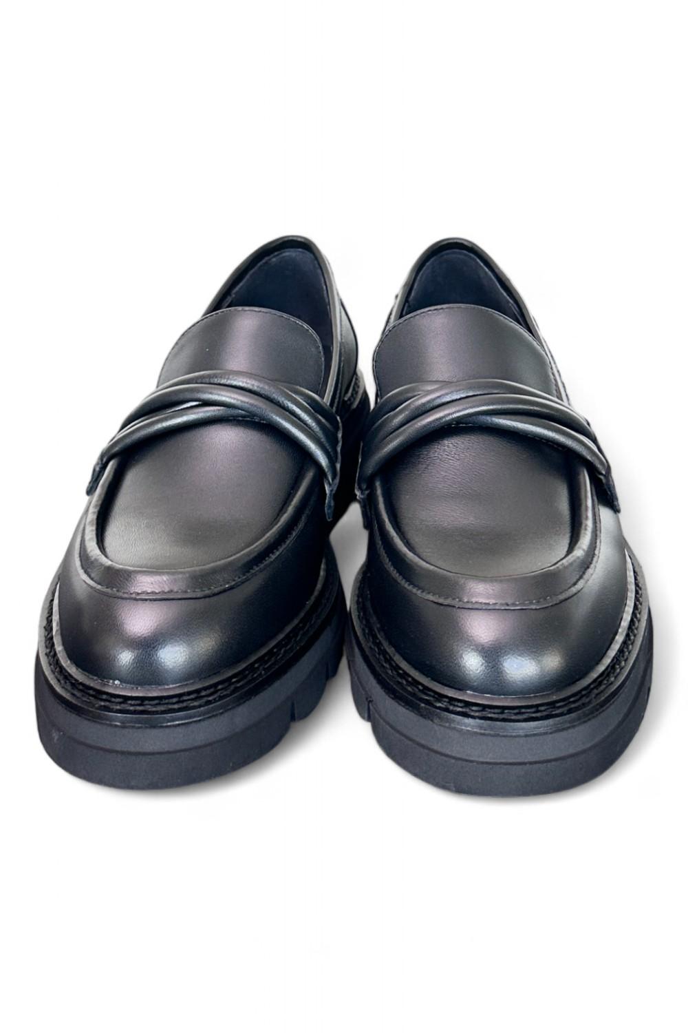 Mocassino fili in pelle nera Bruno Premi 