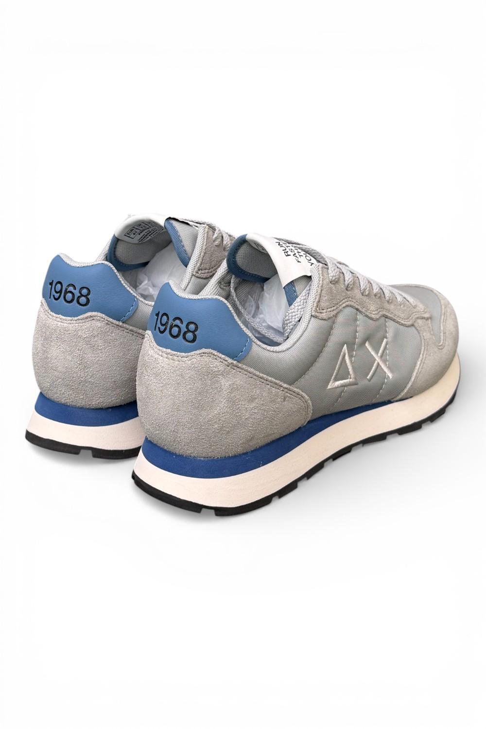 Sneaker uomo Sun 68 Tom Solid grigia 