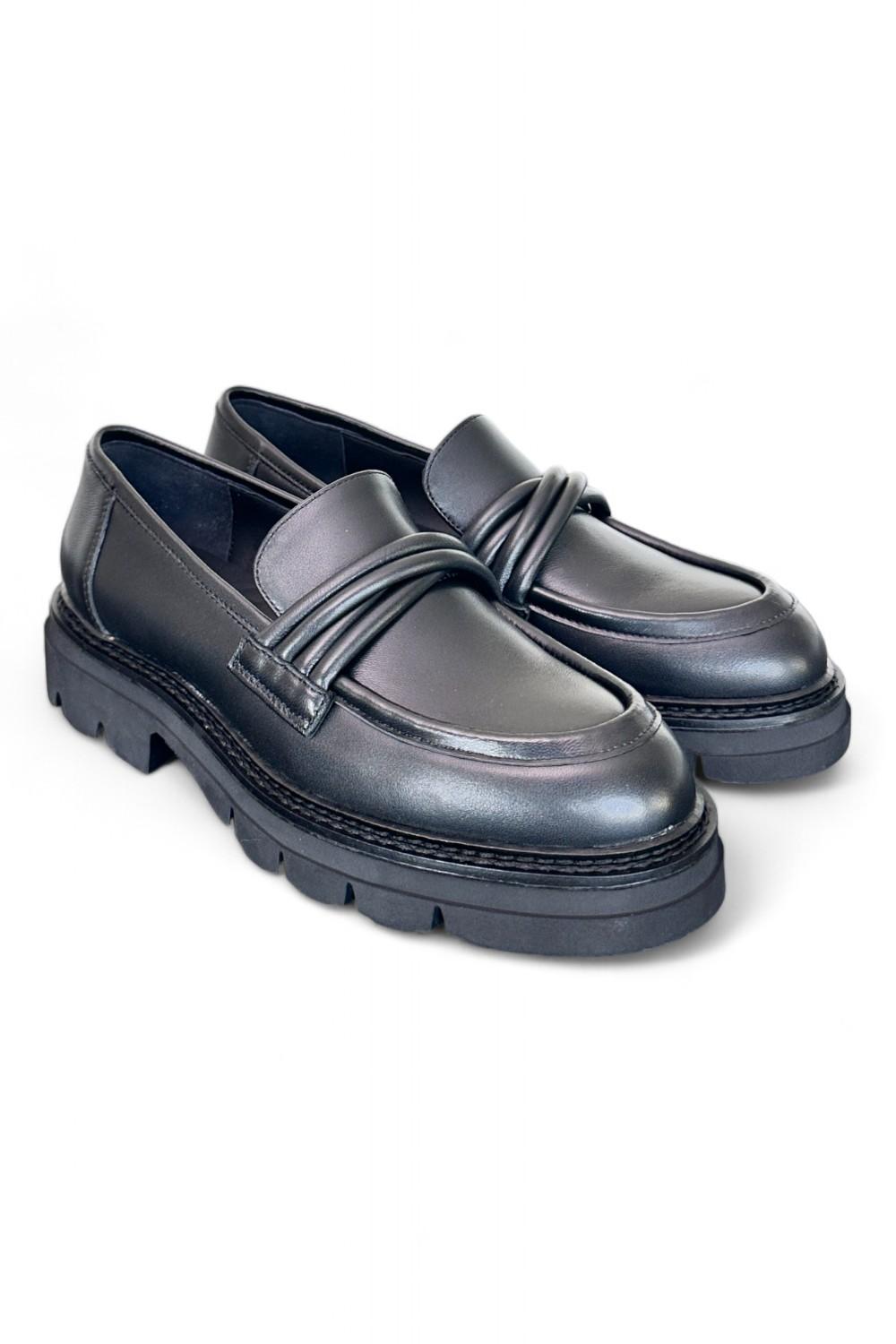 Mocassino fili in pelle nera Bruno Premi 