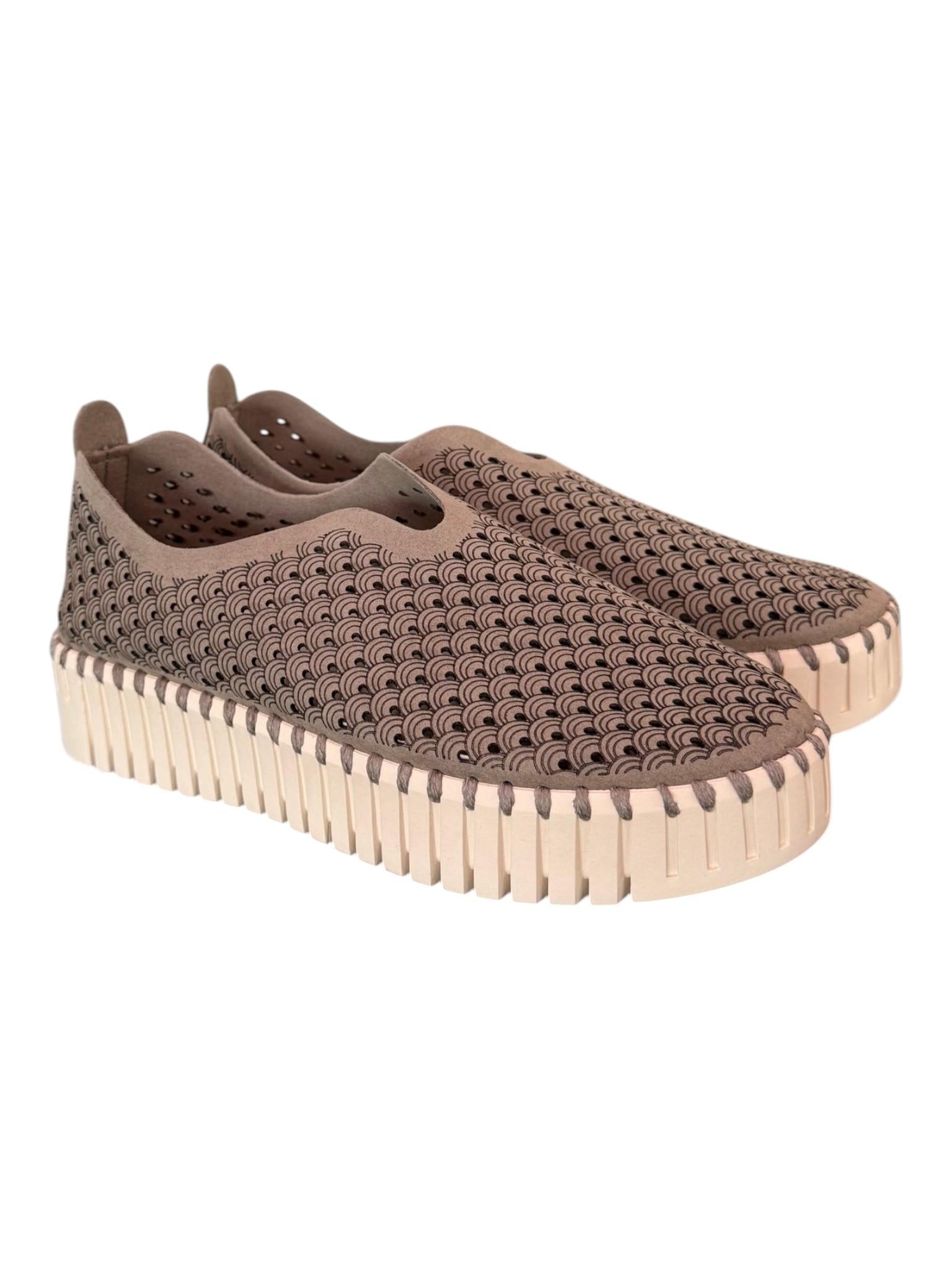 Scarpa traforata platform fango Ilse Jacobsen<BR/> 