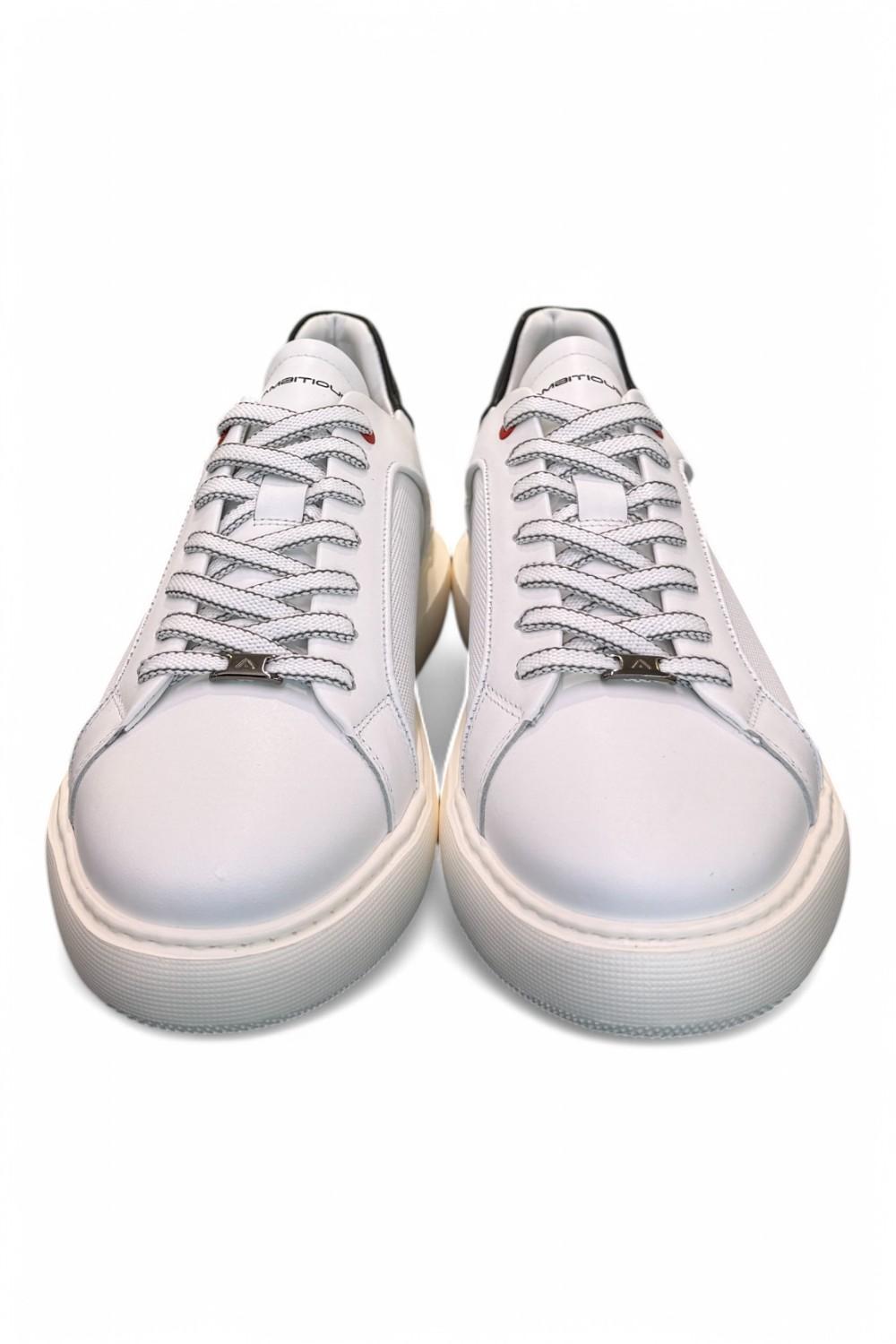 Sneaker eclipse bianca nera Ambitious<BR/> 